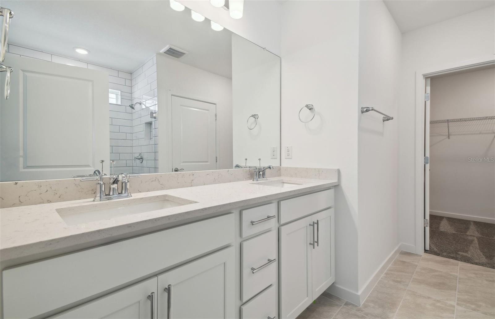 6690 MICHAEL FAVOR WAY, WESLEY CHAPEL, FL, 33545
