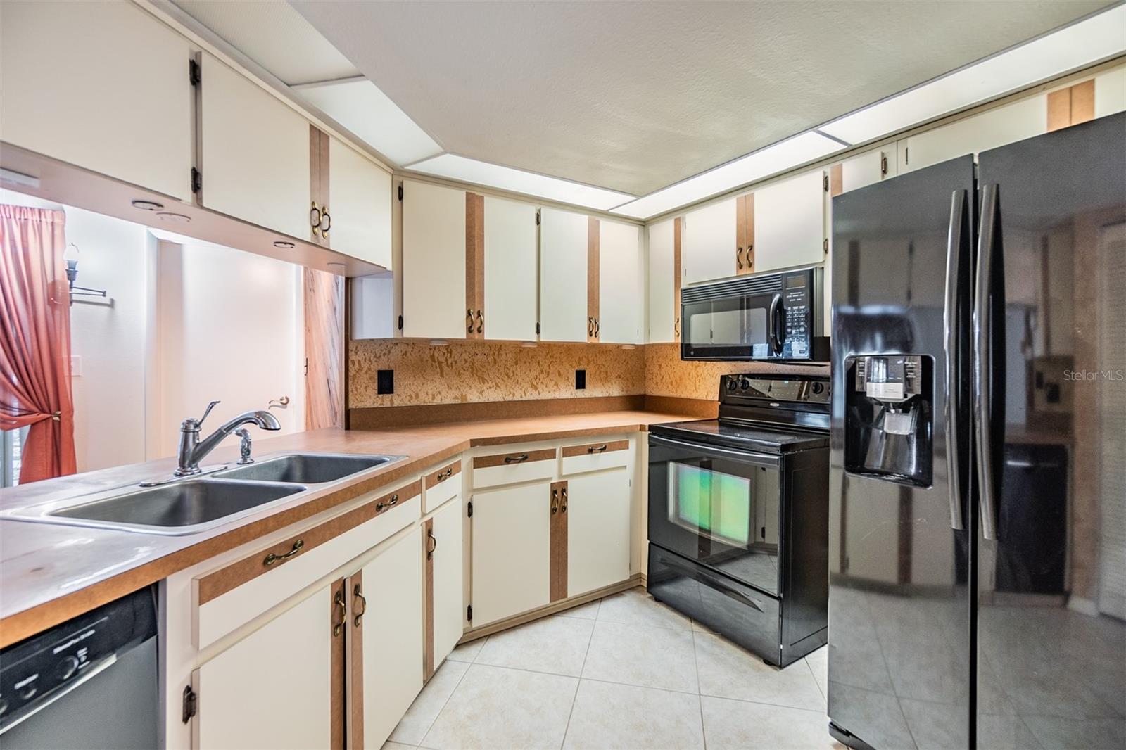 9292 120TH LN, SEMINOLE, FL, 33772