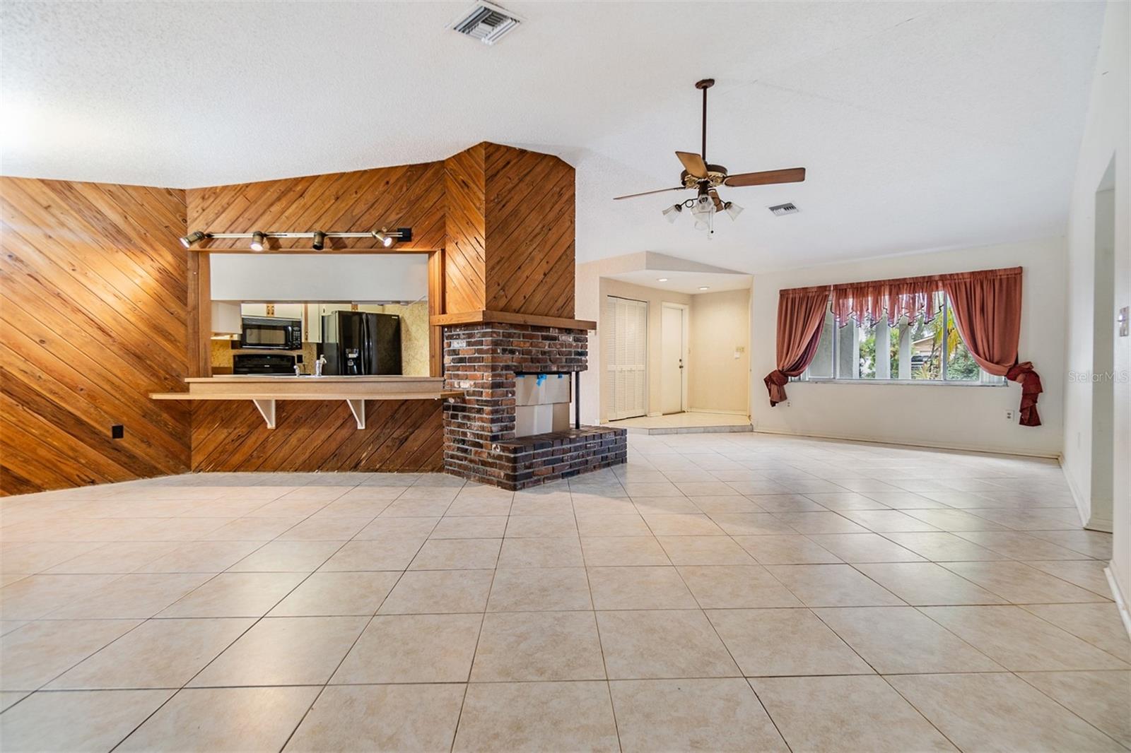 9292 120TH LN, SEMINOLE, FL, 33772