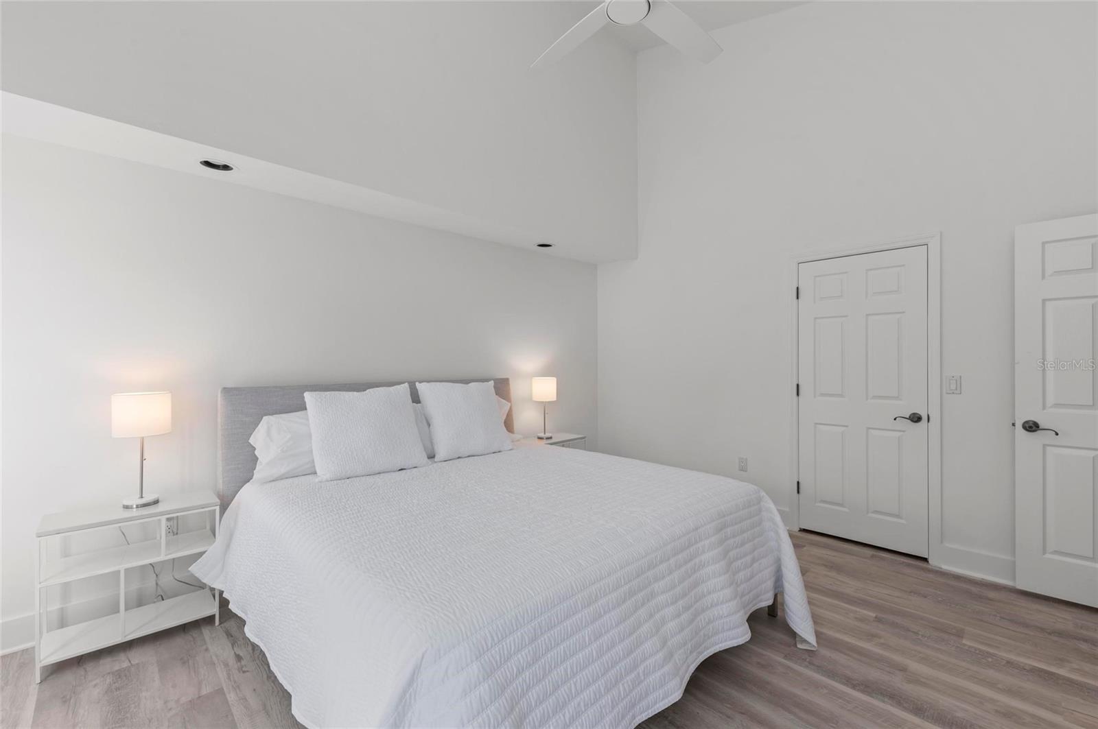 4214 PALACIO DR, SARASOTA, FL, 34238