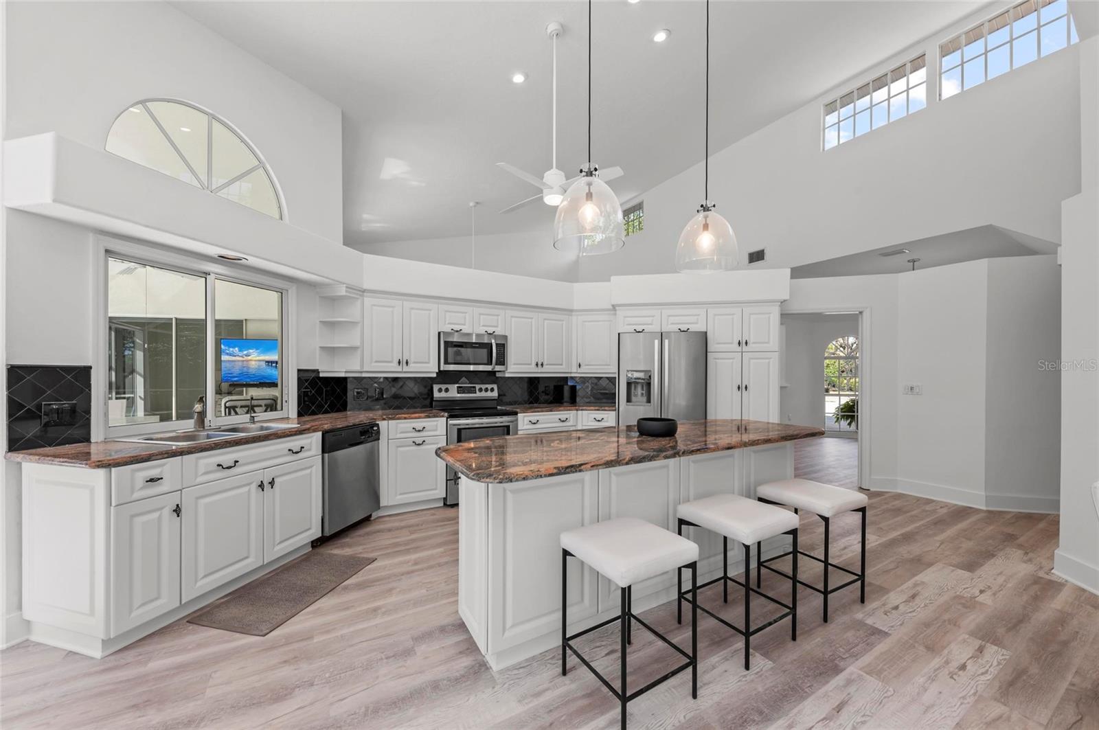 4214 PALACIO DR, SARASOTA, FL, 34238