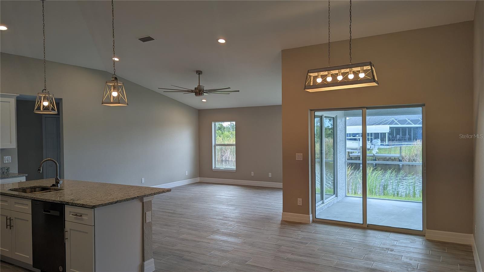 14464 FORT MYERS AVE, PORT CHARLOTTE, FL, 33981