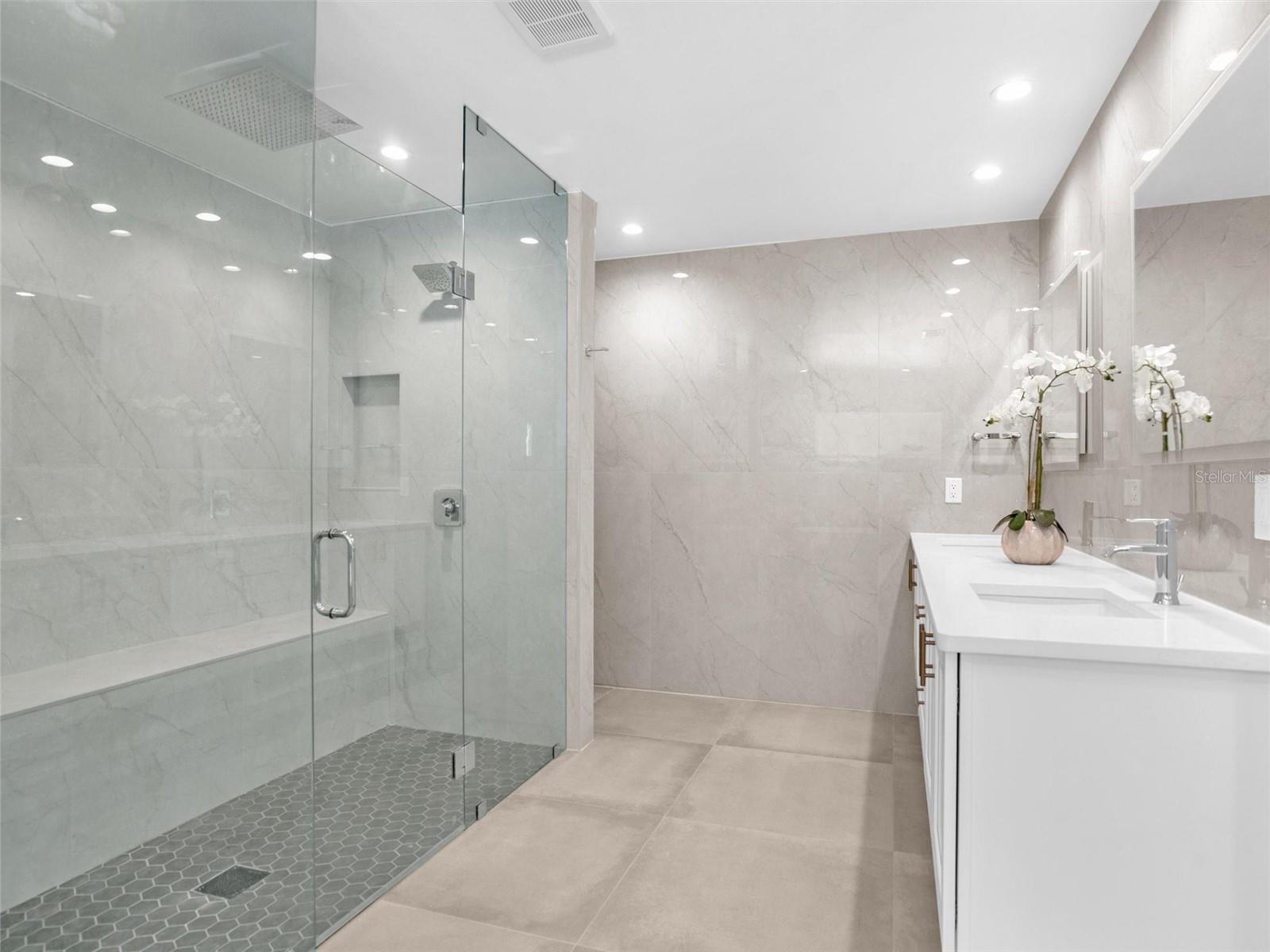 304 E GREENTREE LN, LAKE MARY, FL, 32746