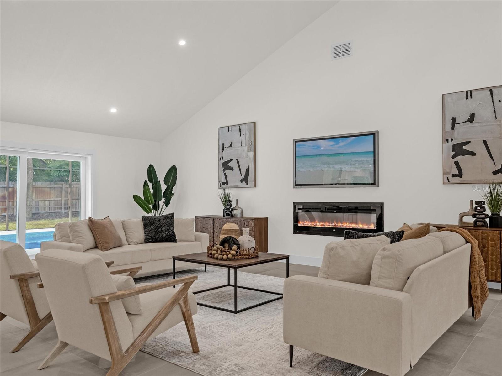 304 E GREENTREE LN, LAKE MARY, FL, 32746