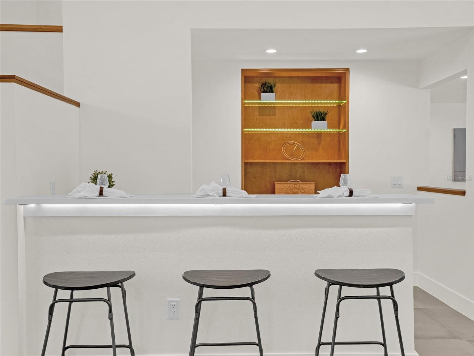 304 E GREENTREE LN, LAKE MARY, FL, 32746