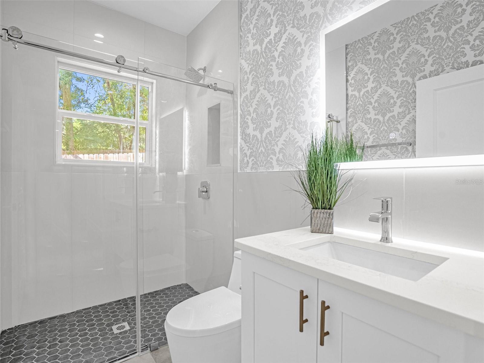 304 E GREENTREE LN, LAKE MARY, FL, 32746