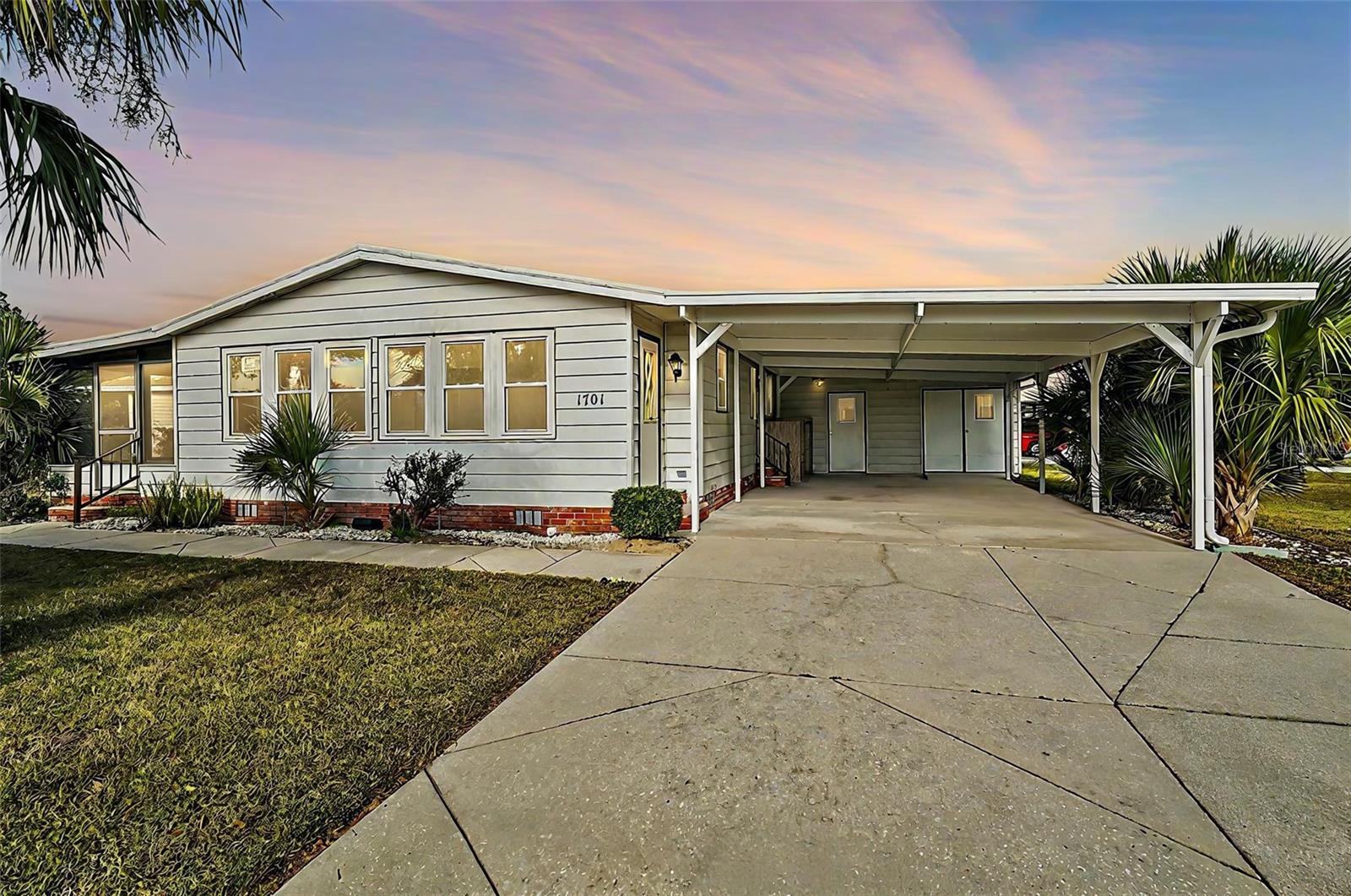 1701 MAGNOLIA AVE, THE VILLAGES, FL, 32159