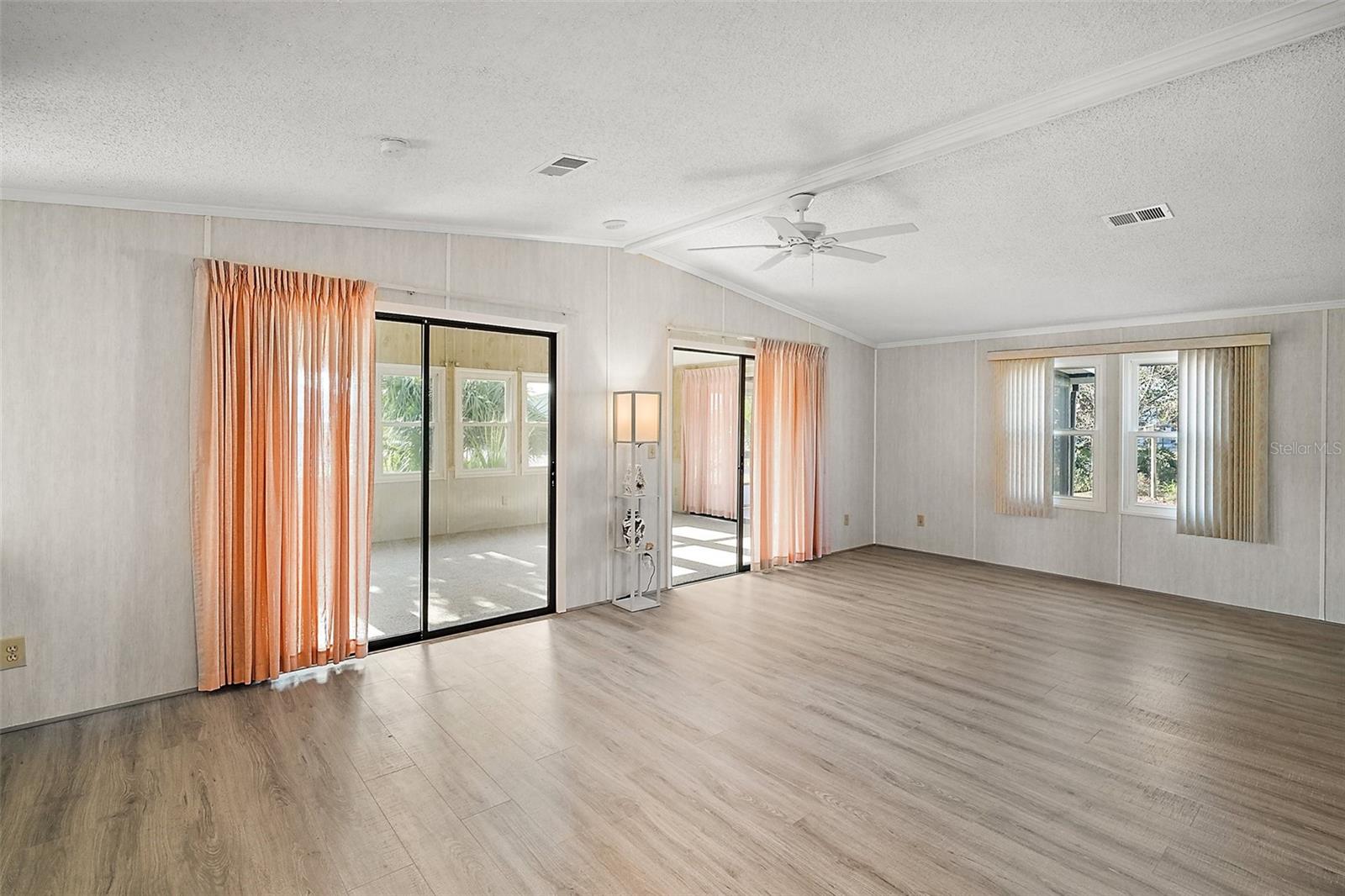 1701 MAGNOLIA AVE, THE VILLAGES, FL, 32159