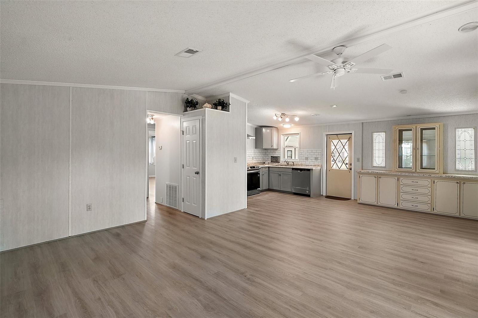 1701 MAGNOLIA AVE, THE VILLAGES, FL, 32159