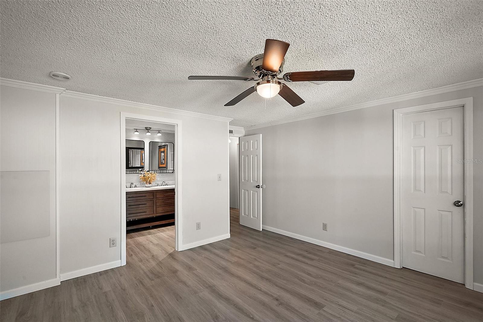 1701 MAGNOLIA AVE, THE VILLAGES, FL, 32159