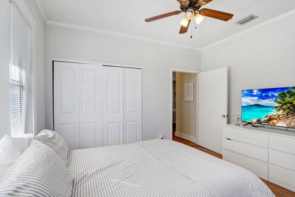 307 W CREST AVE, TAMPA, FL, 33603