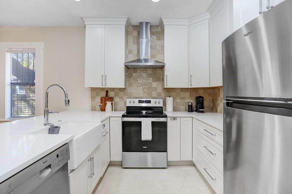 307 W CREST AVE, TAMPA, FL, 33603