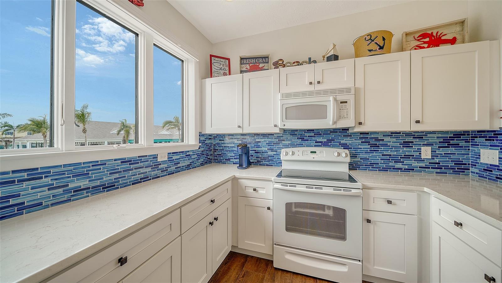 653 CEDARS CT, LONGBOAT KEY, FL, 34228
