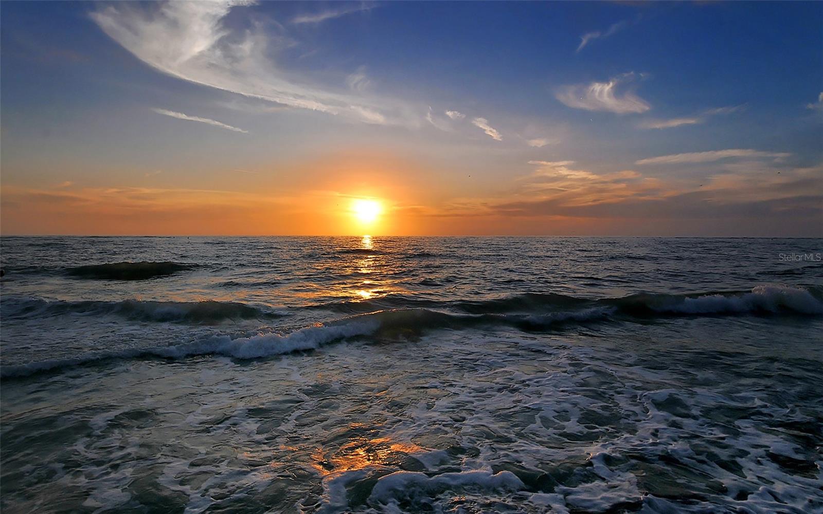 653 CEDARS CT, LONGBOAT KEY, FL, 34228
