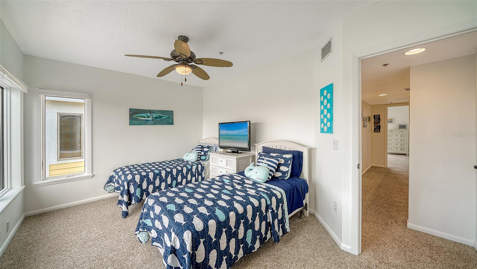 653 CEDARS CT, LONGBOAT KEY, FL, 34228