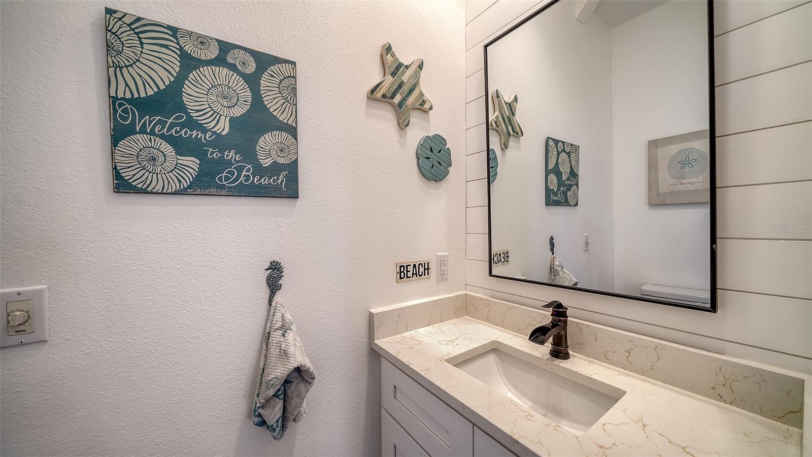 653 CEDARS CT, LONGBOAT KEY, FL, 34228