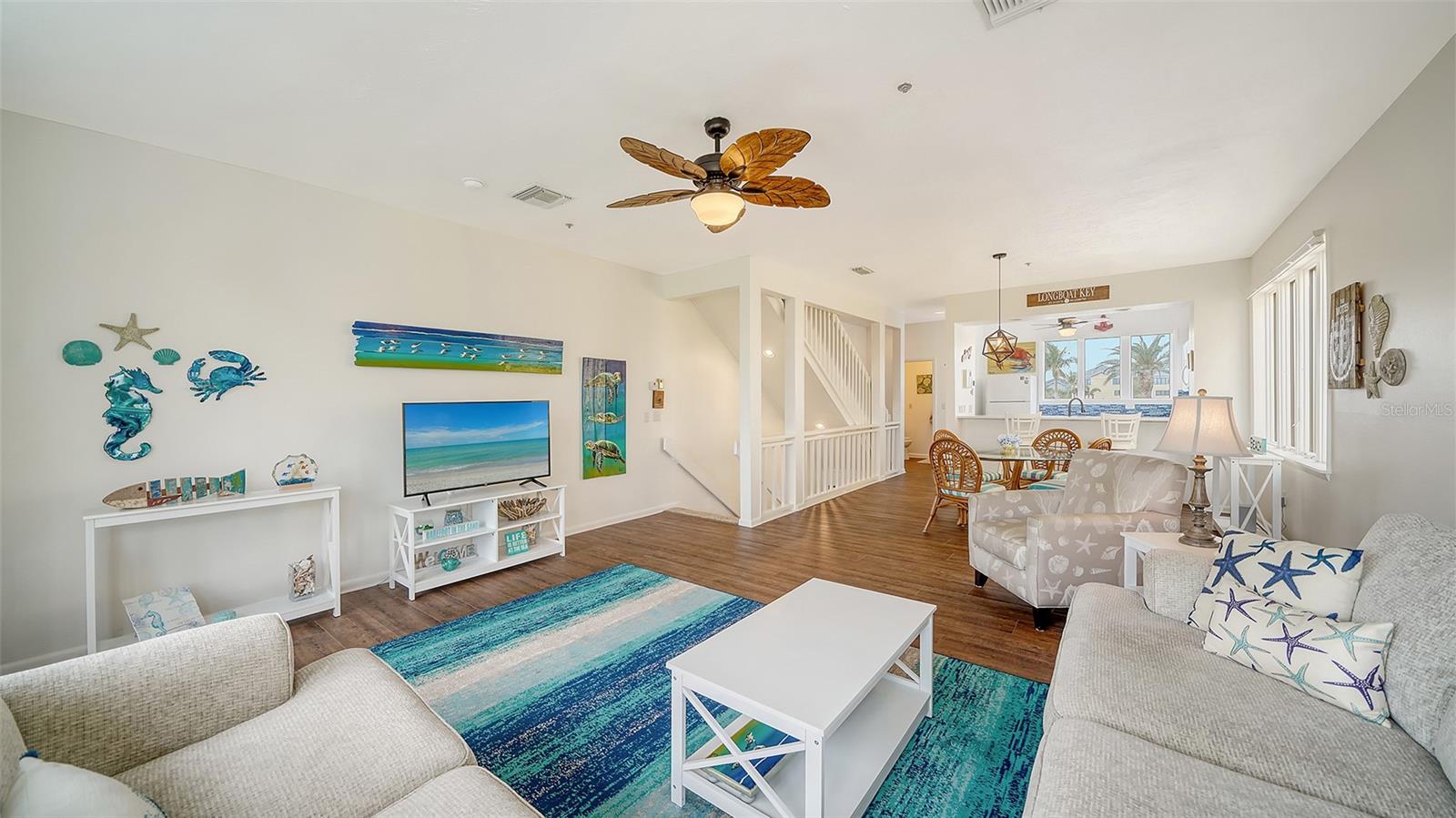 653 CEDARS CT, LONGBOAT KEY, FL, 34228