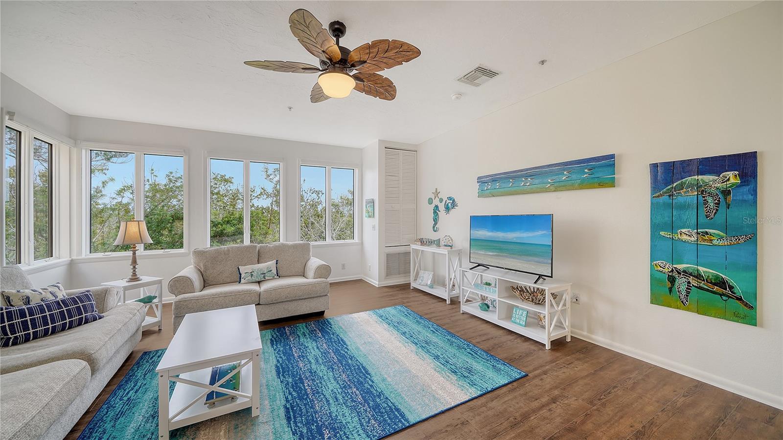 653 CEDARS CT, LONGBOAT KEY, FL, 34228