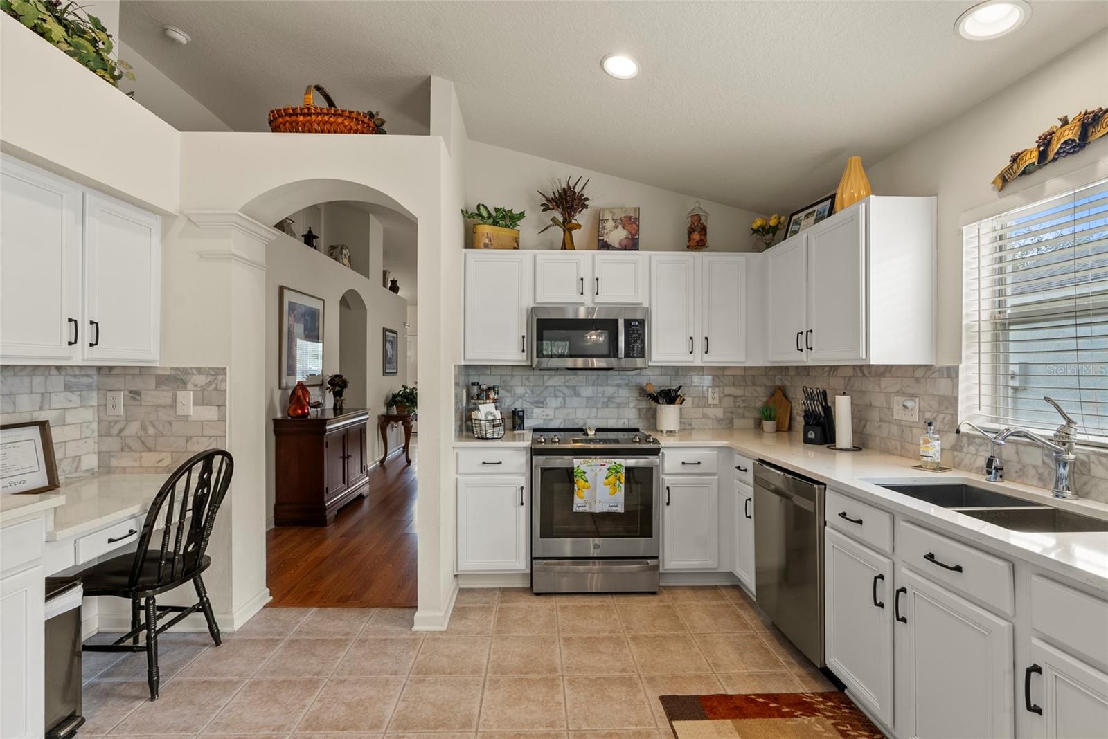 25237 LEXINGTON OAKS BLVD, WESLEY CHAPEL, FL, 33544