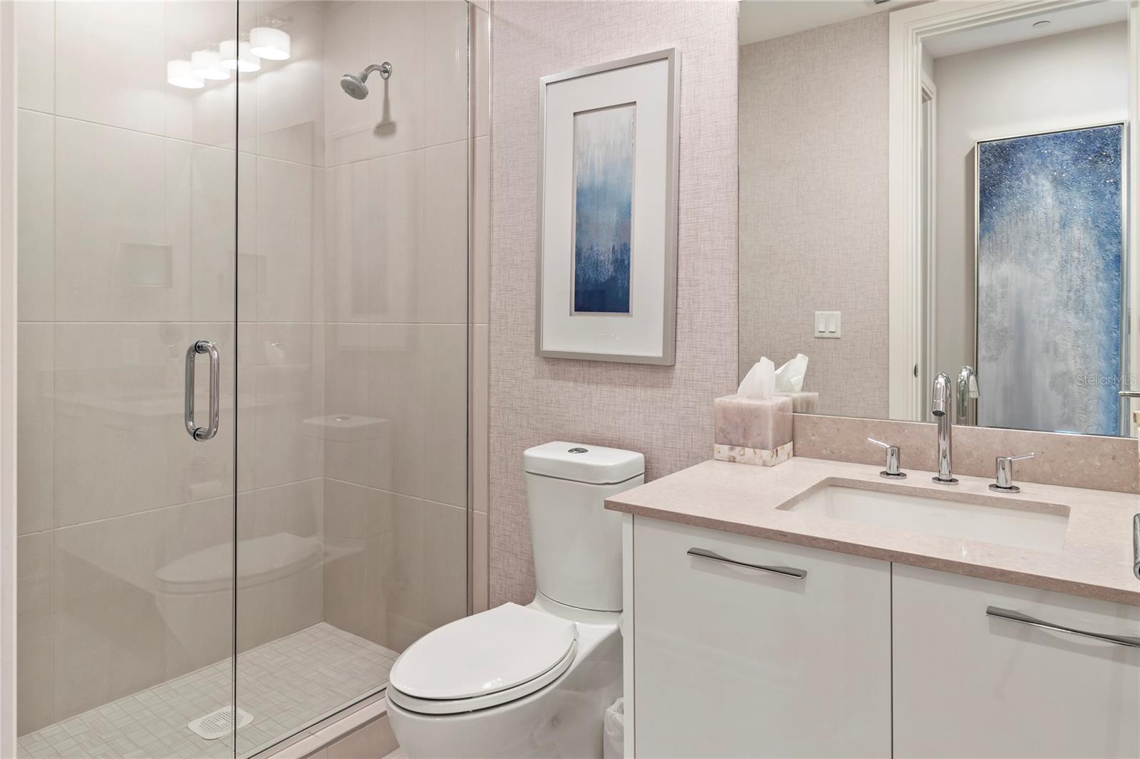 711 S PALM AVE #303, SARASOTA, FL, 34236