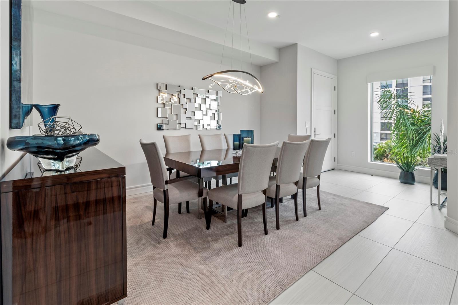 711 S PALM AVE #303, SARASOTA, FL, 34236