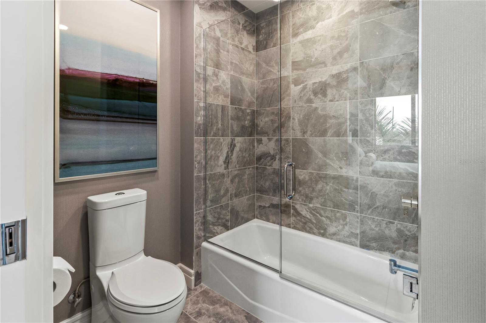 711 S PALM AVE #303, SARASOTA, FL, 34236