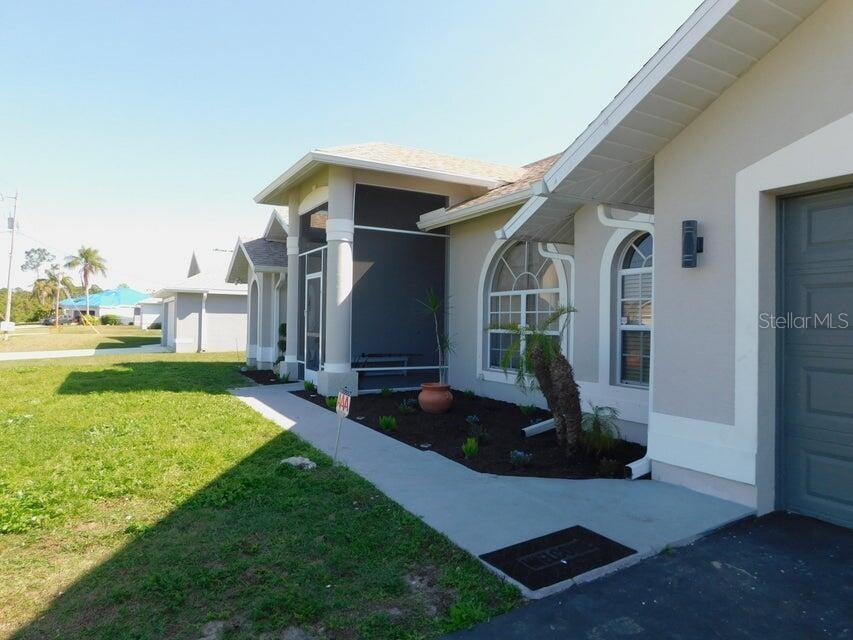 680 MANHATTAN ST E, LEHIGH ACRES, FL, 33974