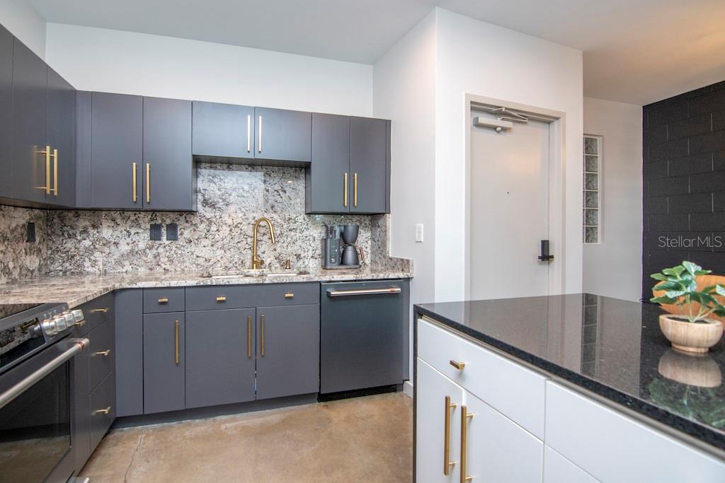 5008 S MACDILL AVE #24, TAMPA, FL, 33611