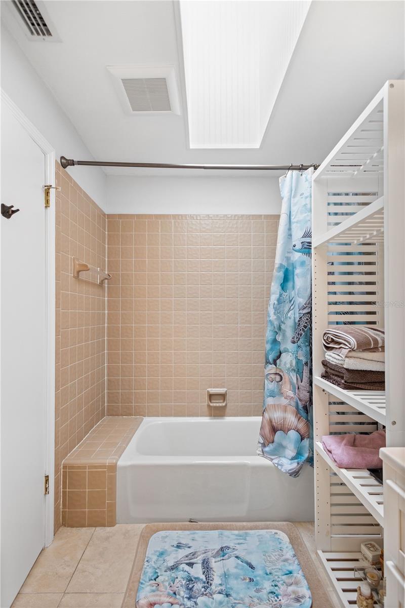 7612 27TH AVE W, BRADENTON, FL, 34209