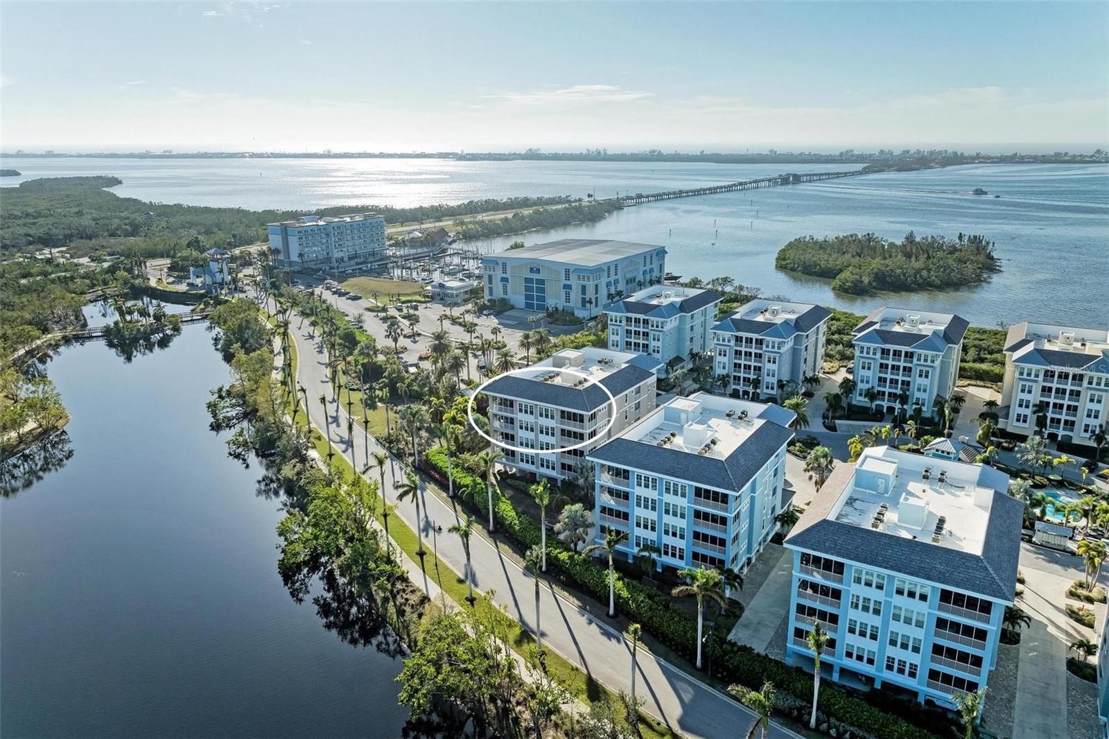 395 ARUBA CIR #302, BRADENTON, FL, 34209