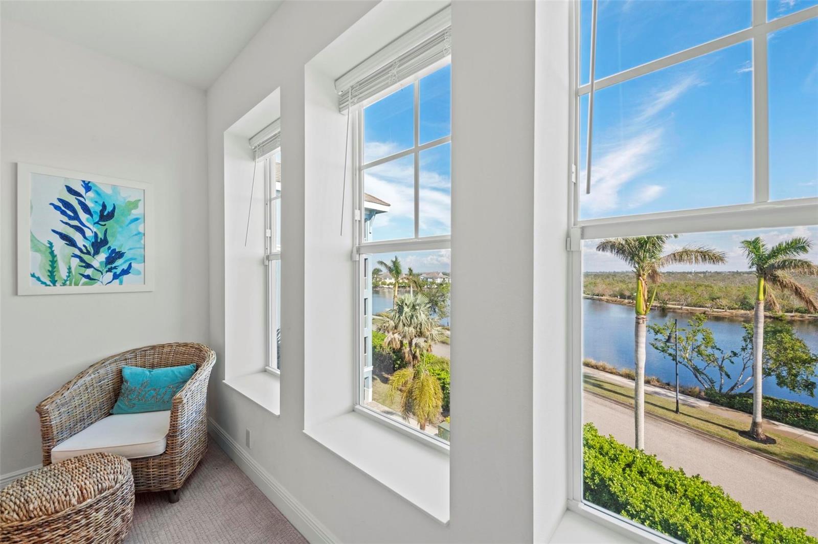 395 ARUBA CIR #302, BRADENTON, FL, 34209