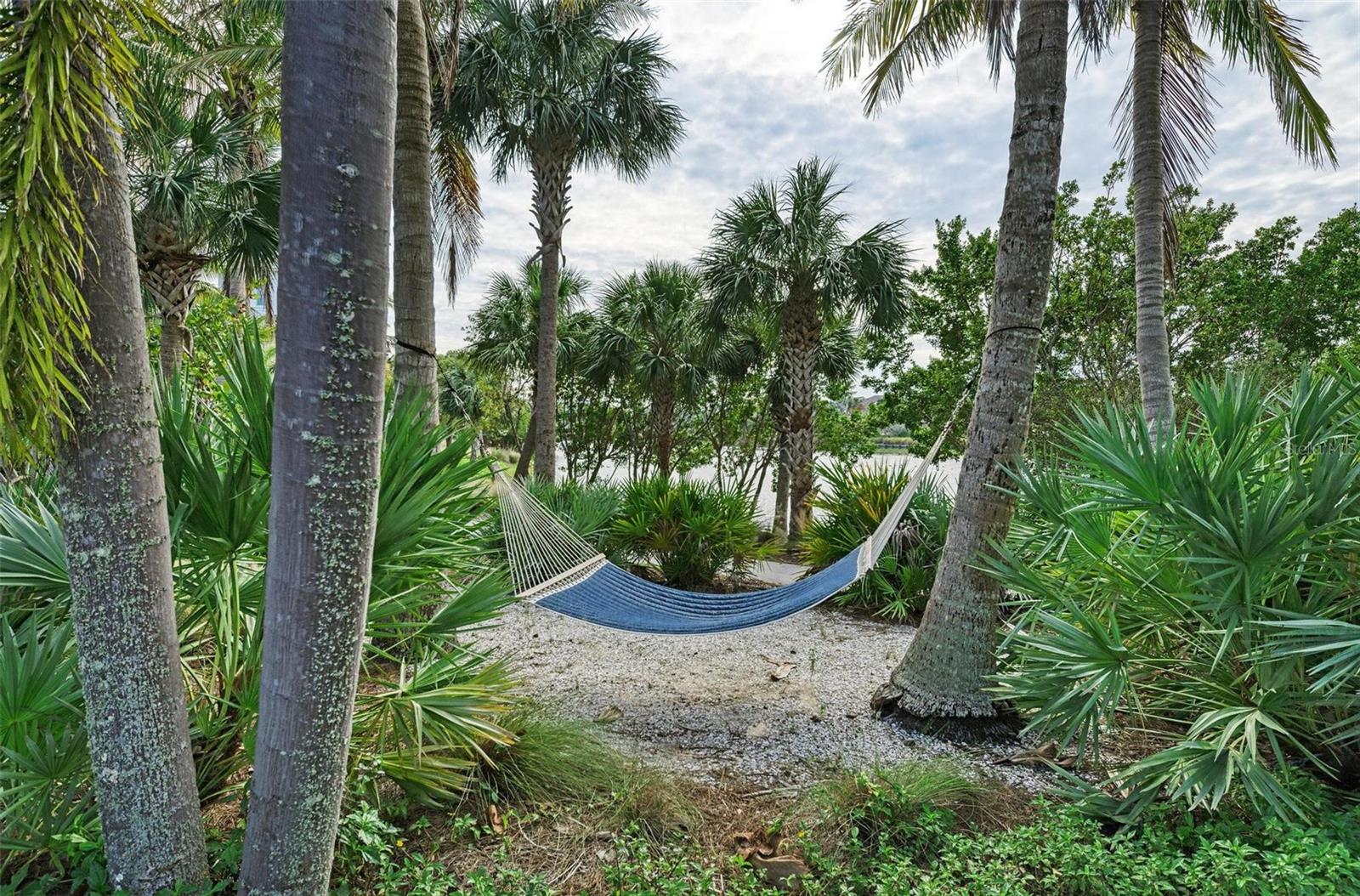 395 ARUBA CIR #302, BRADENTON, FL, 34209