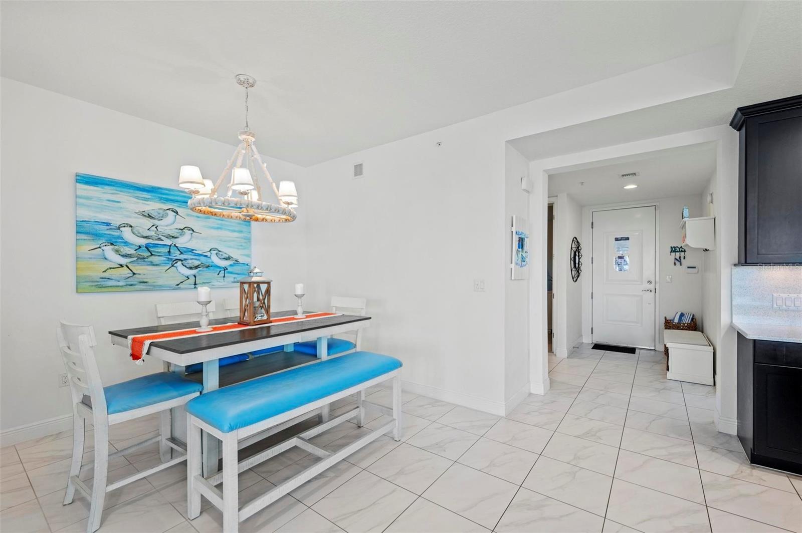 395 ARUBA CIR #302, BRADENTON, FL, 34209