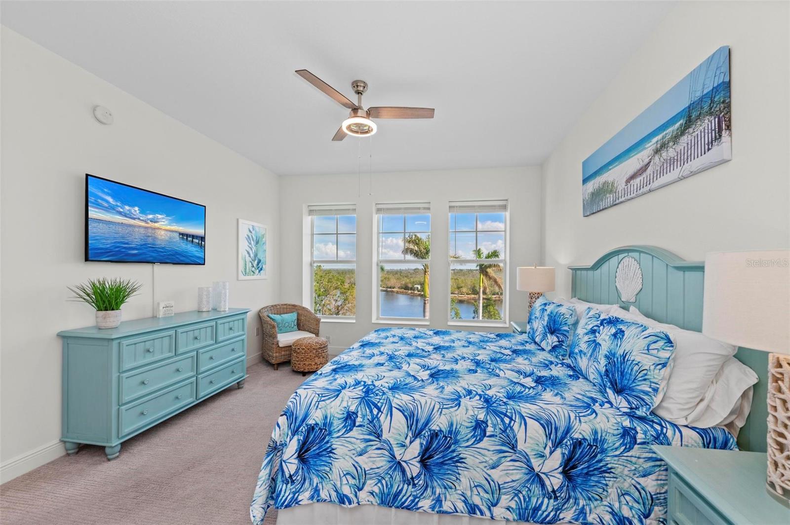 395 ARUBA CIR #302, BRADENTON, FL, 34209