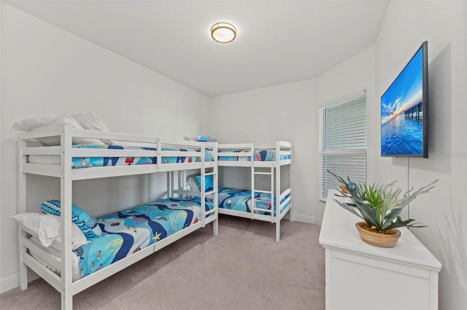 395 ARUBA CIR #302, BRADENTON, FL, 34209