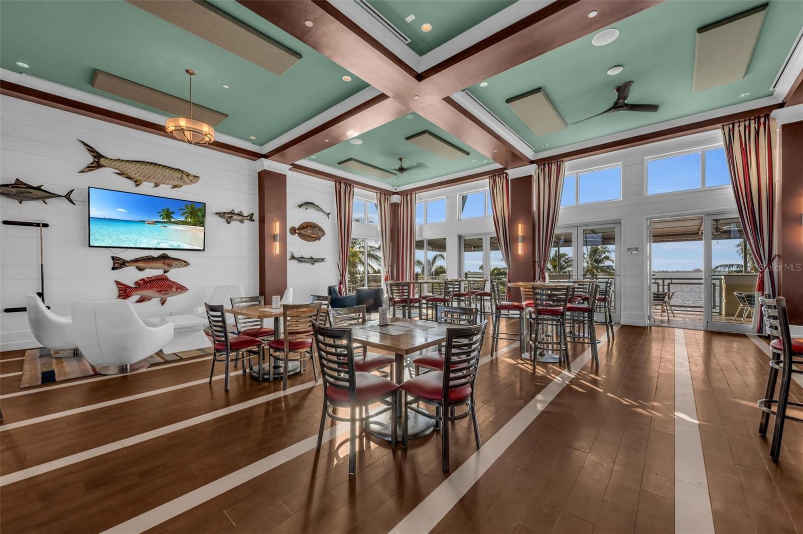 395 ARUBA CIR #302, BRADENTON, FL, 34209