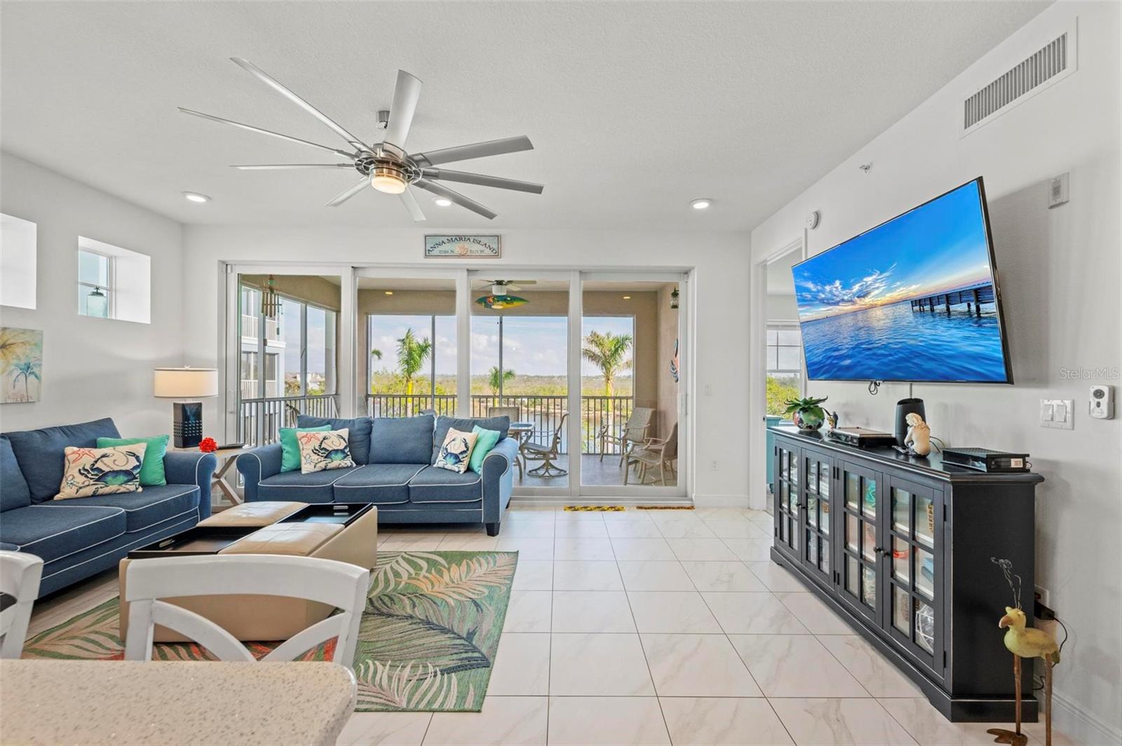 395 ARUBA CIR #302, BRADENTON, FL, 34209