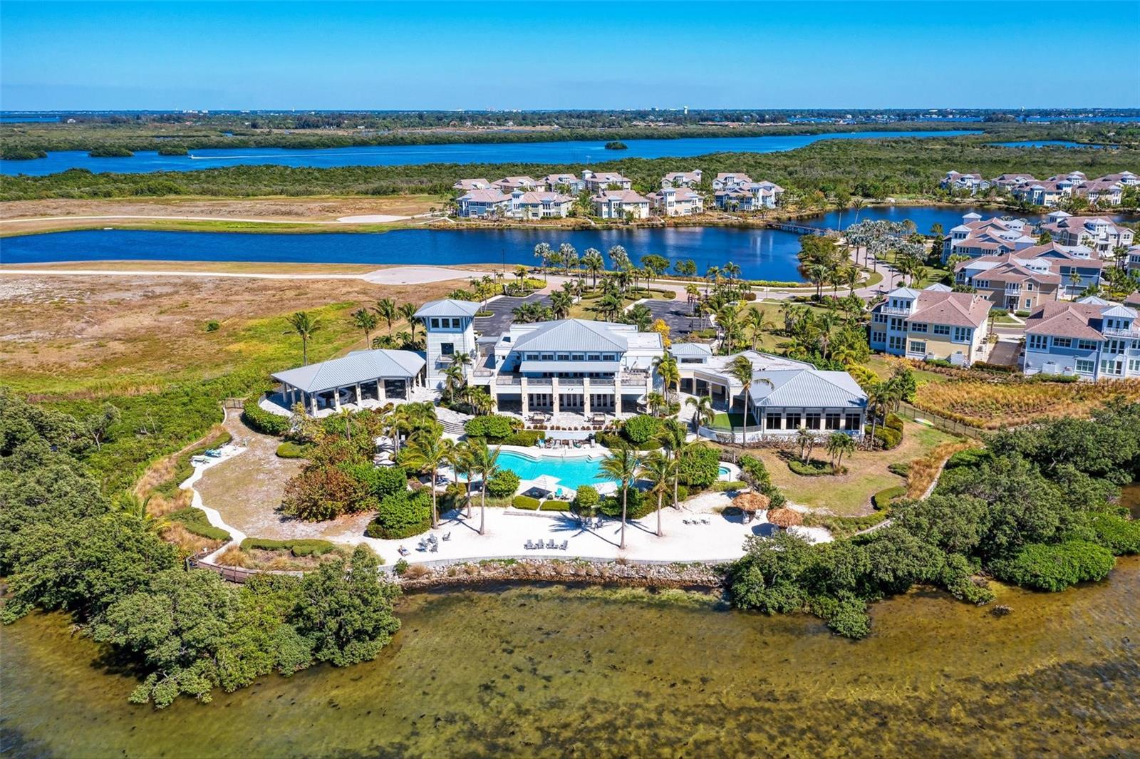 395 ARUBA CIR #302, BRADENTON, FL, 34209