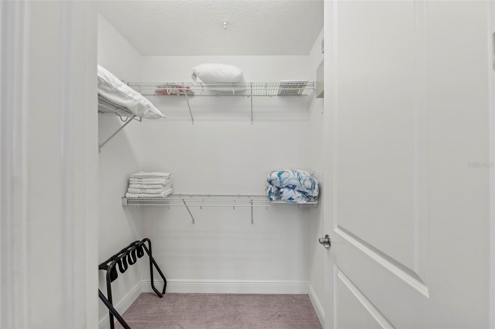395 ARUBA CIR #302, BRADENTON, FL, 34209