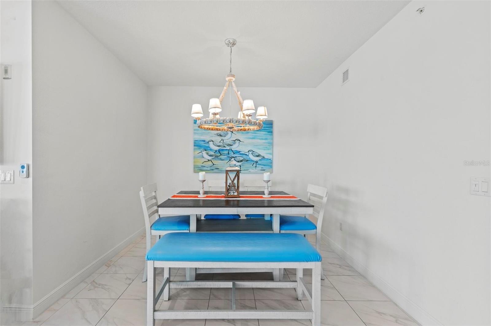395 ARUBA CIR #302, BRADENTON, FL, 34209
