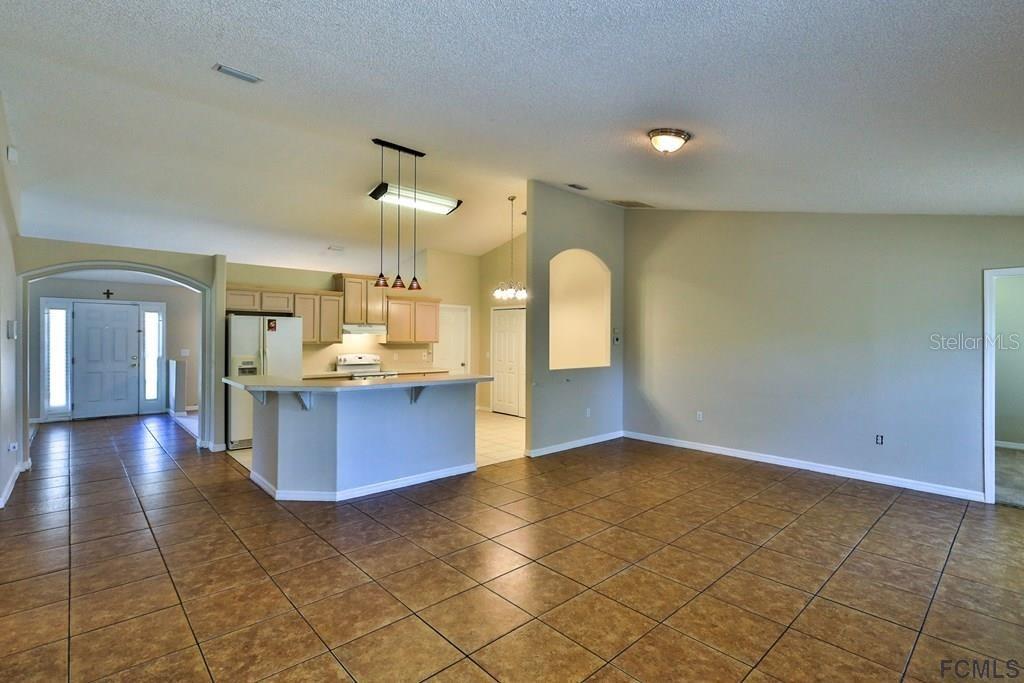 2 REINHARDT LN, PALM COAST, FL, 32164