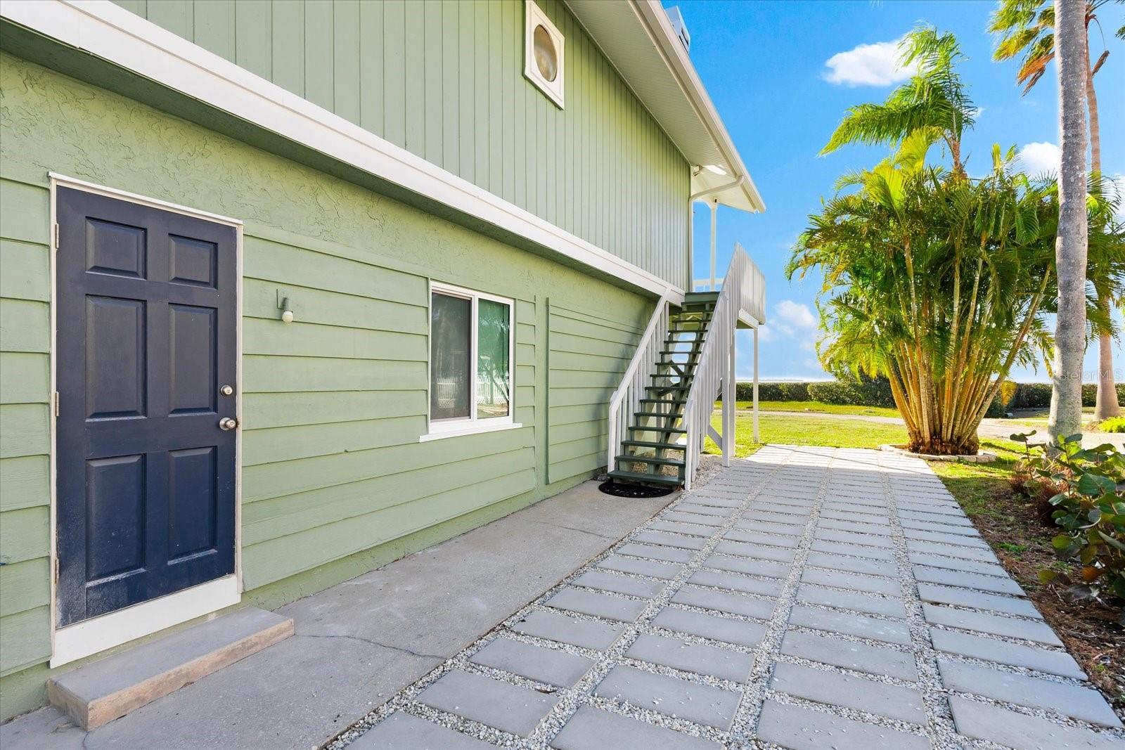 555 GULF DR, CRYSTAL BEACH, FL, 34681