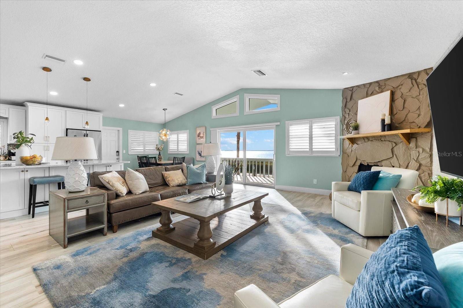 555 GULF DR, CRYSTAL BEACH, FL, 34681