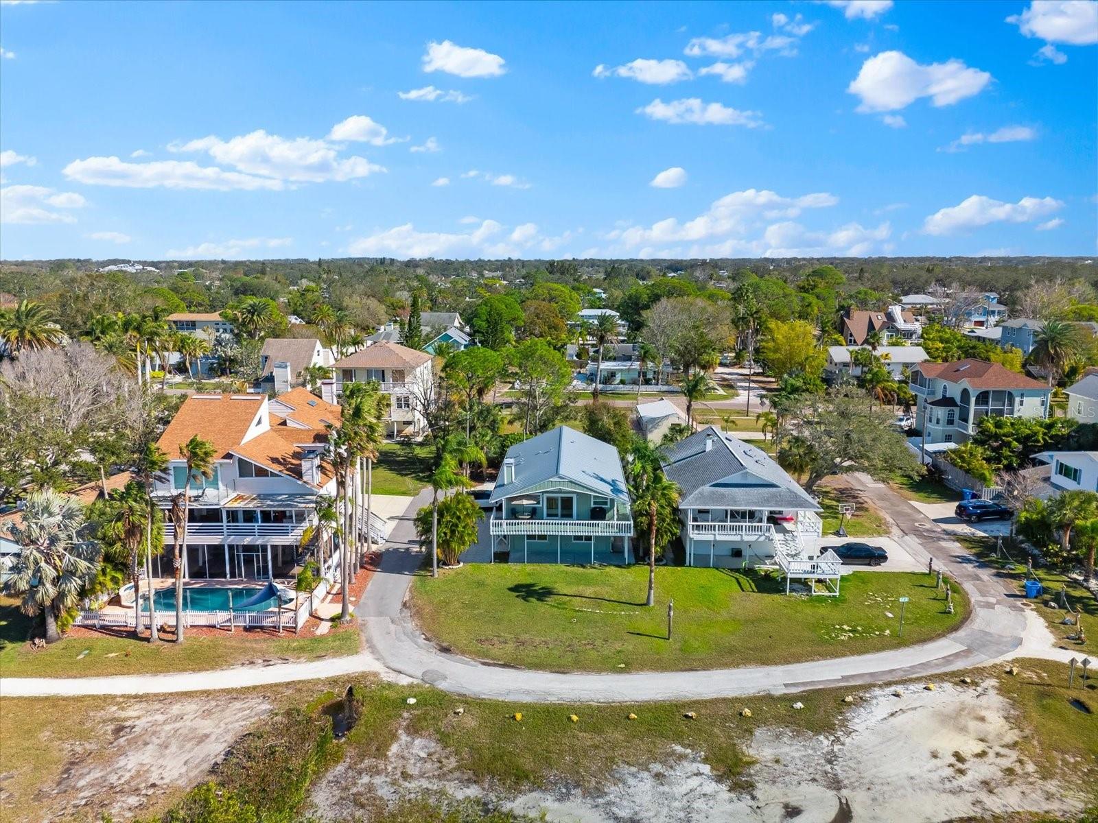 555 GULF DR, CRYSTAL BEACH, FL, 34681