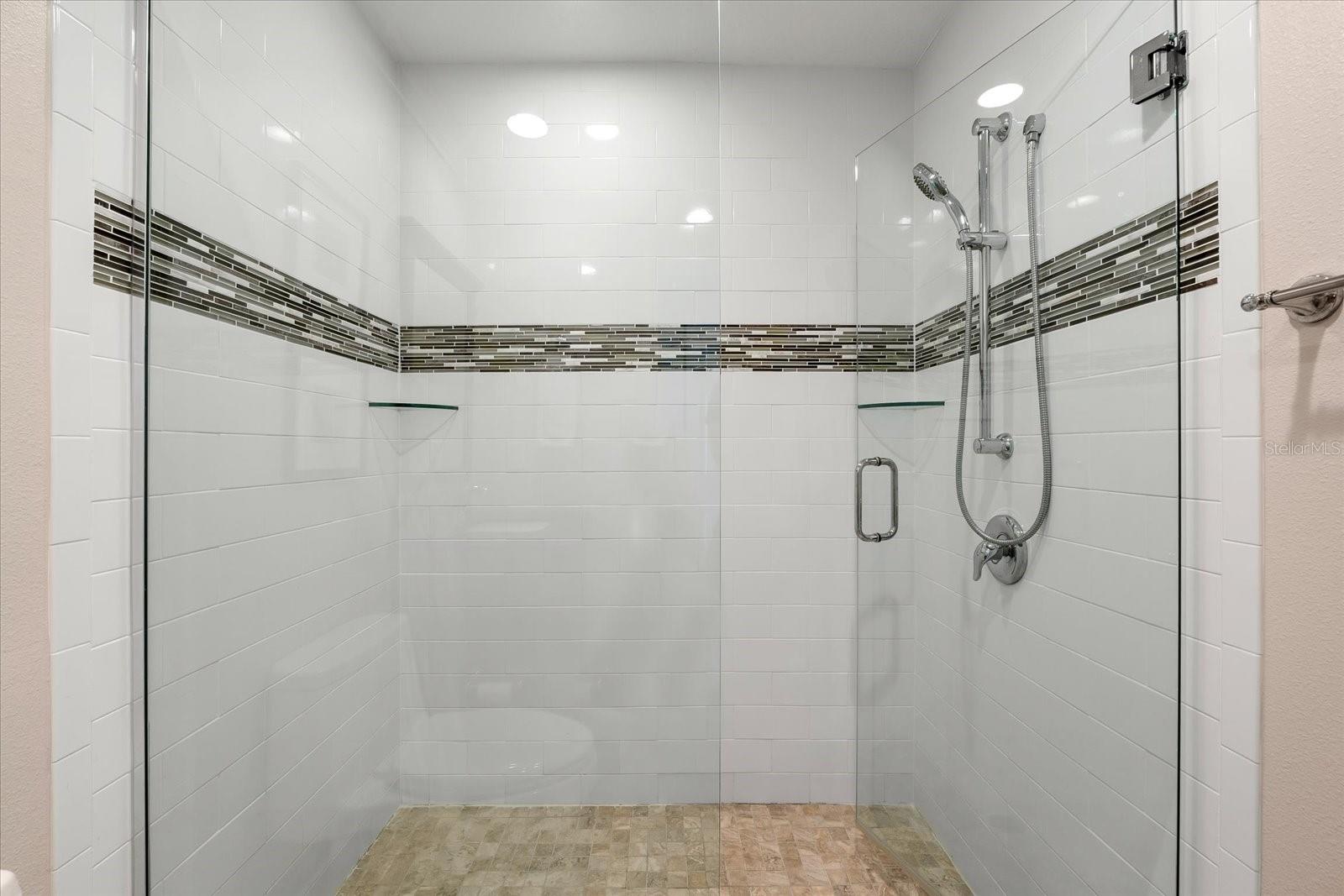 555 GULF DR, CRYSTAL BEACH, FL, 34681