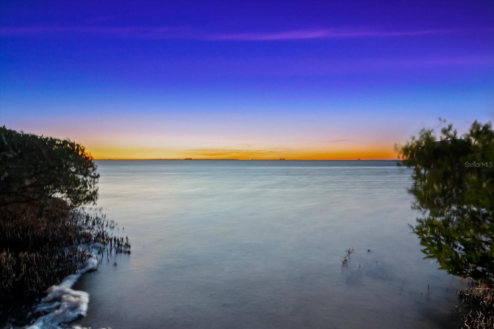 555 GULF DR, CRYSTAL BEACH, FL, 34681