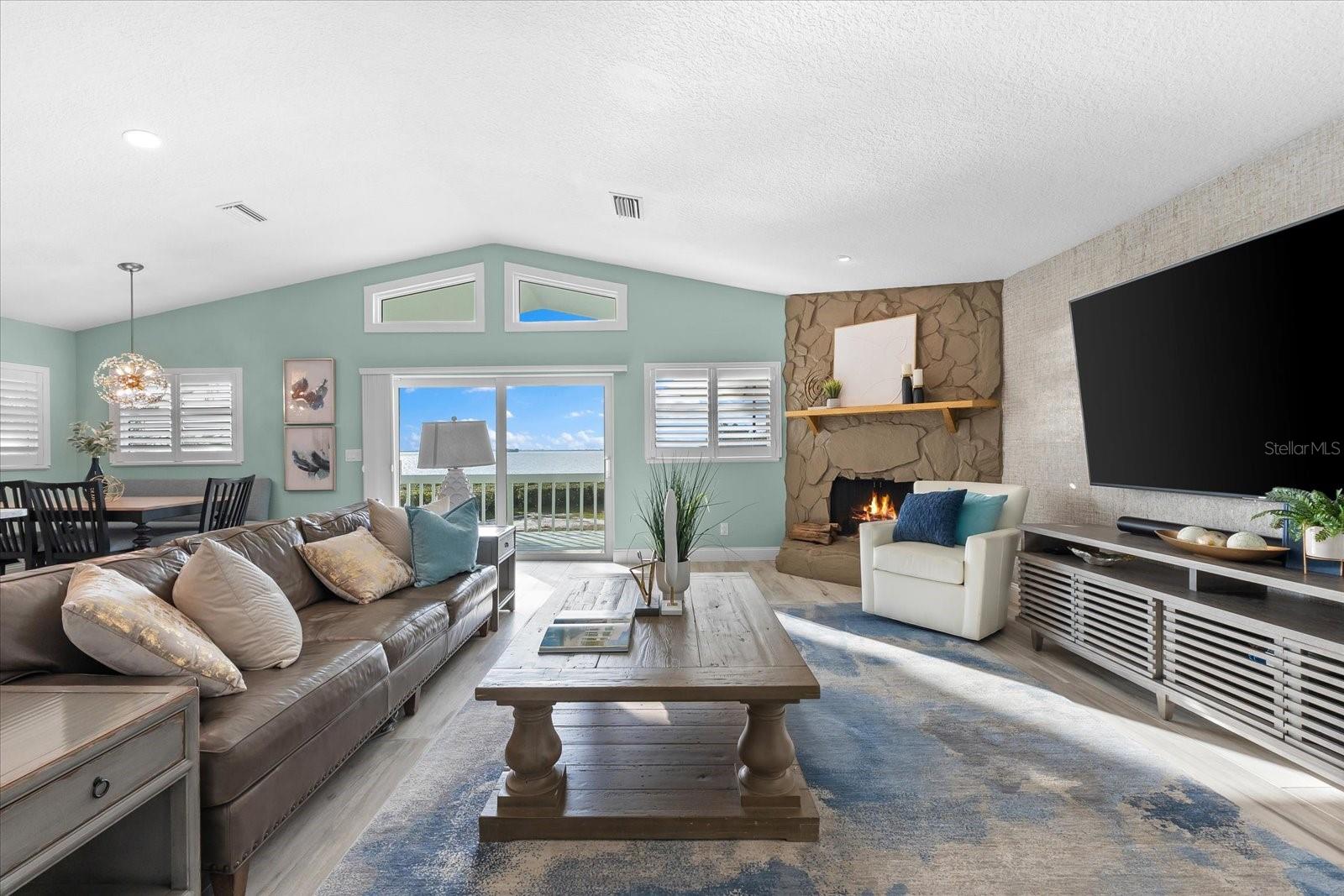 555 GULF DR, CRYSTAL BEACH, FL, 34681