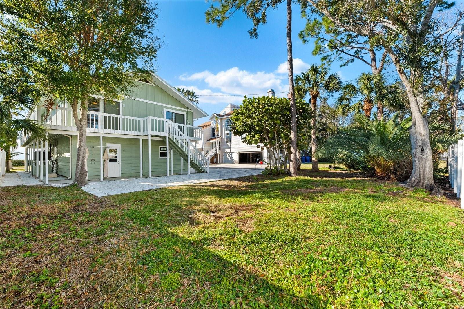 555 GULF DR, CRYSTAL BEACH, FL, 34681