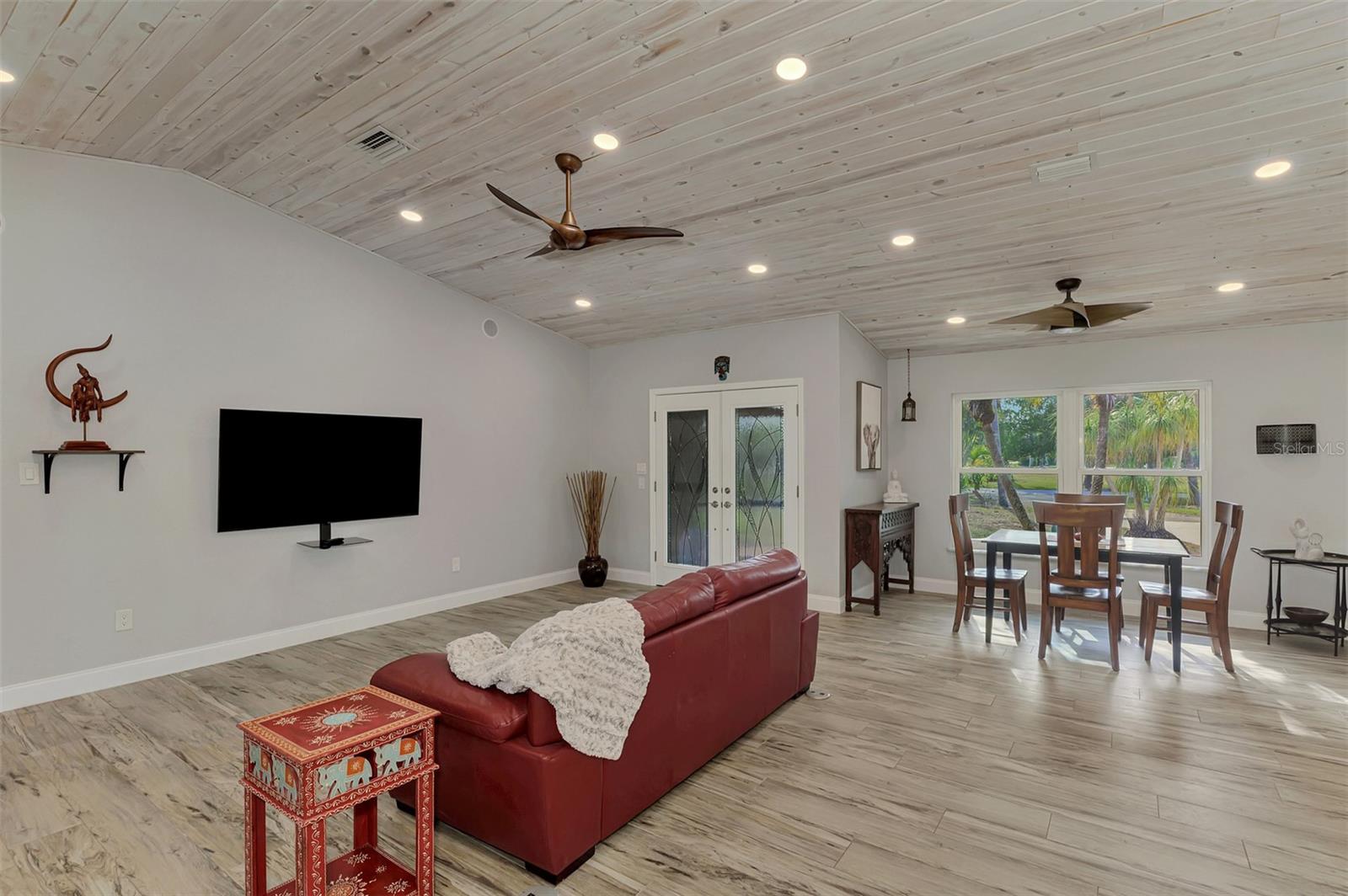 1819 BRIDGE ST, ENGLEWOOD, FL, 34223