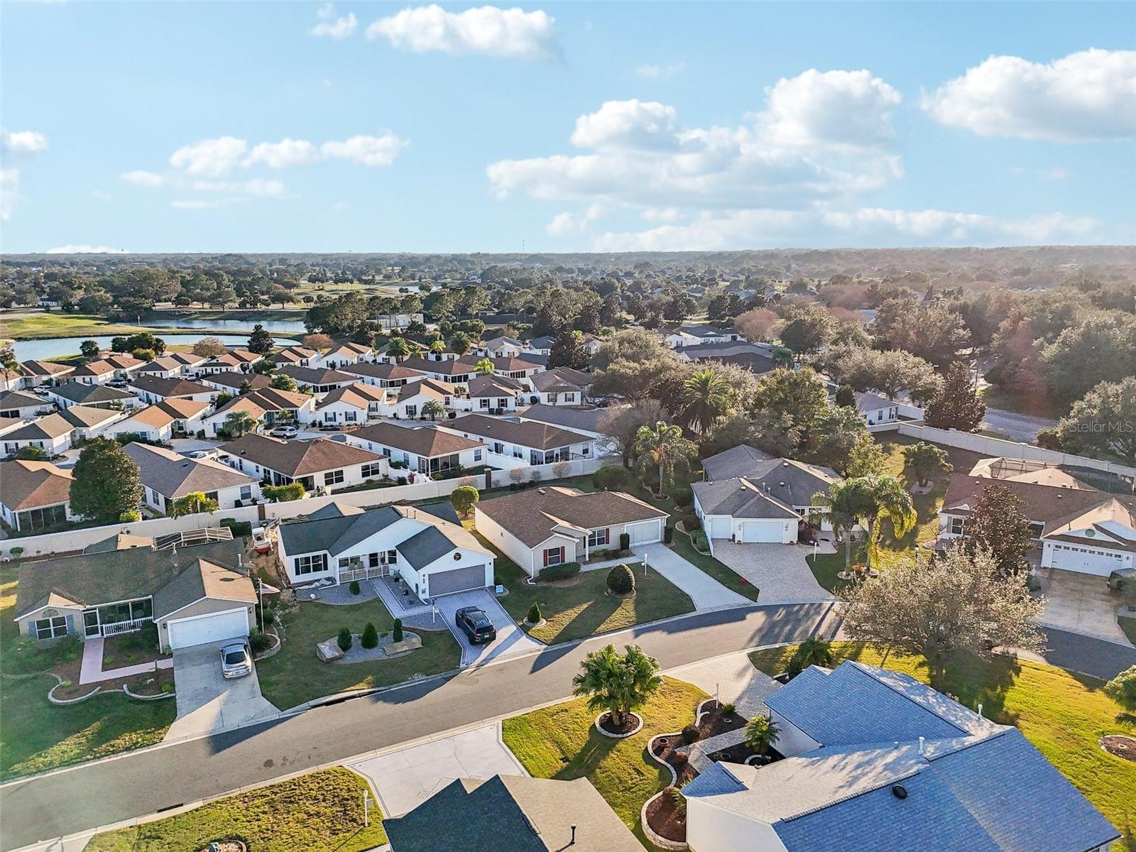 2486 FIVE FORKS TRL, THE VILLAGES, FL, 32162